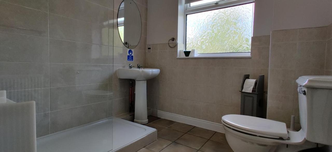 Aaron Lodge Guest House Лестер Екстер'єр фото