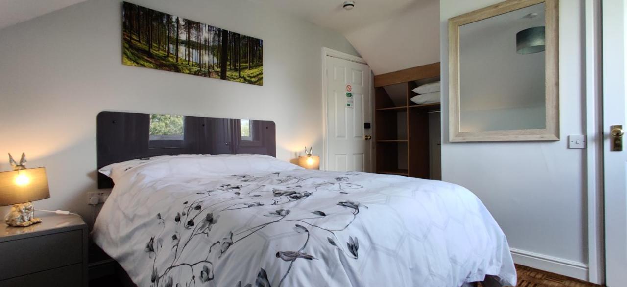 Aaron Lodge Guest House Лестер Екстер'єр фото