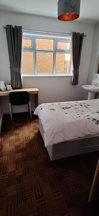 Aaron Lodge Guest House Лестер Екстер'єр фото