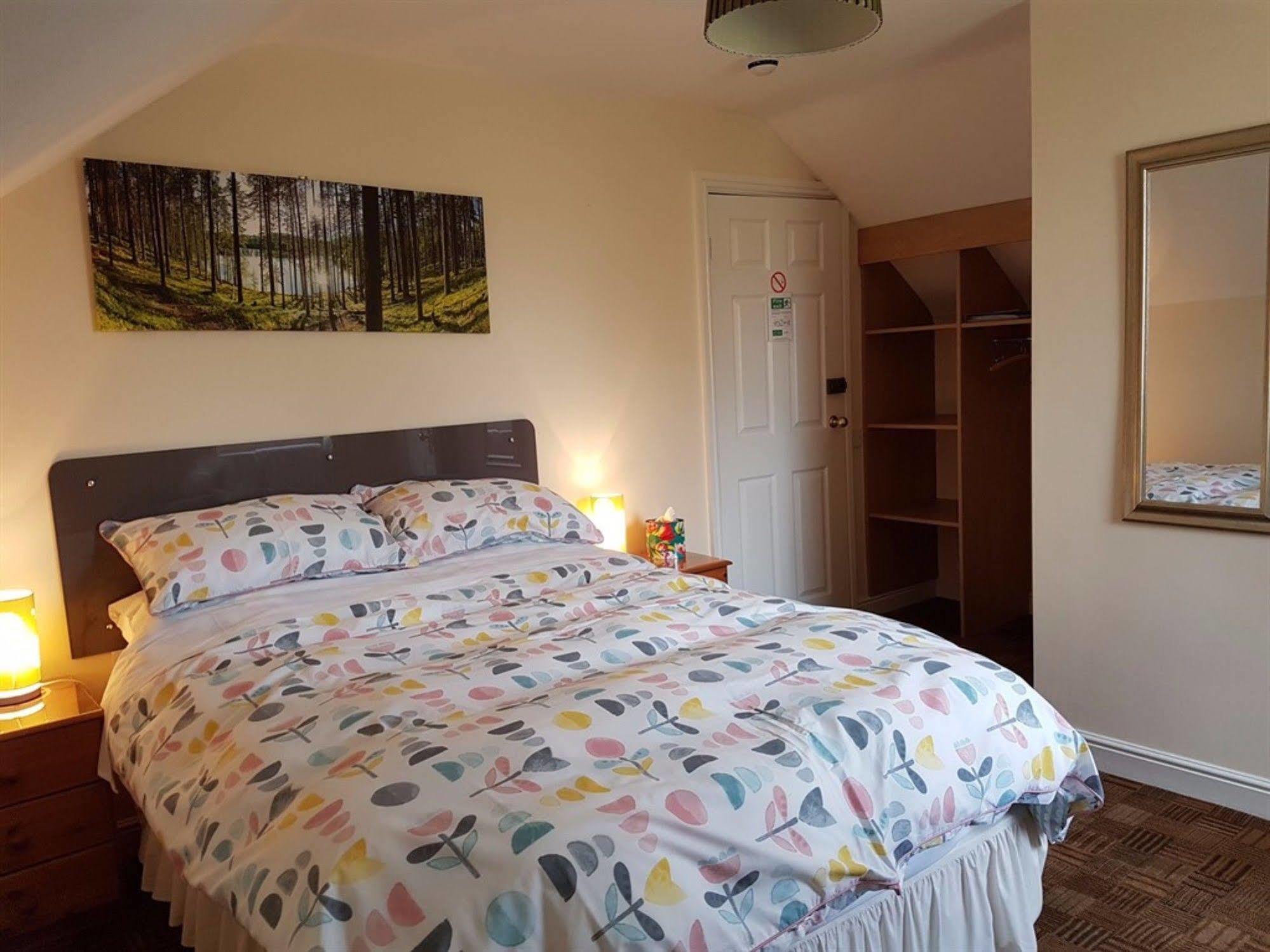 Aaron Lodge Guest House Лестер Екстер'єр фото