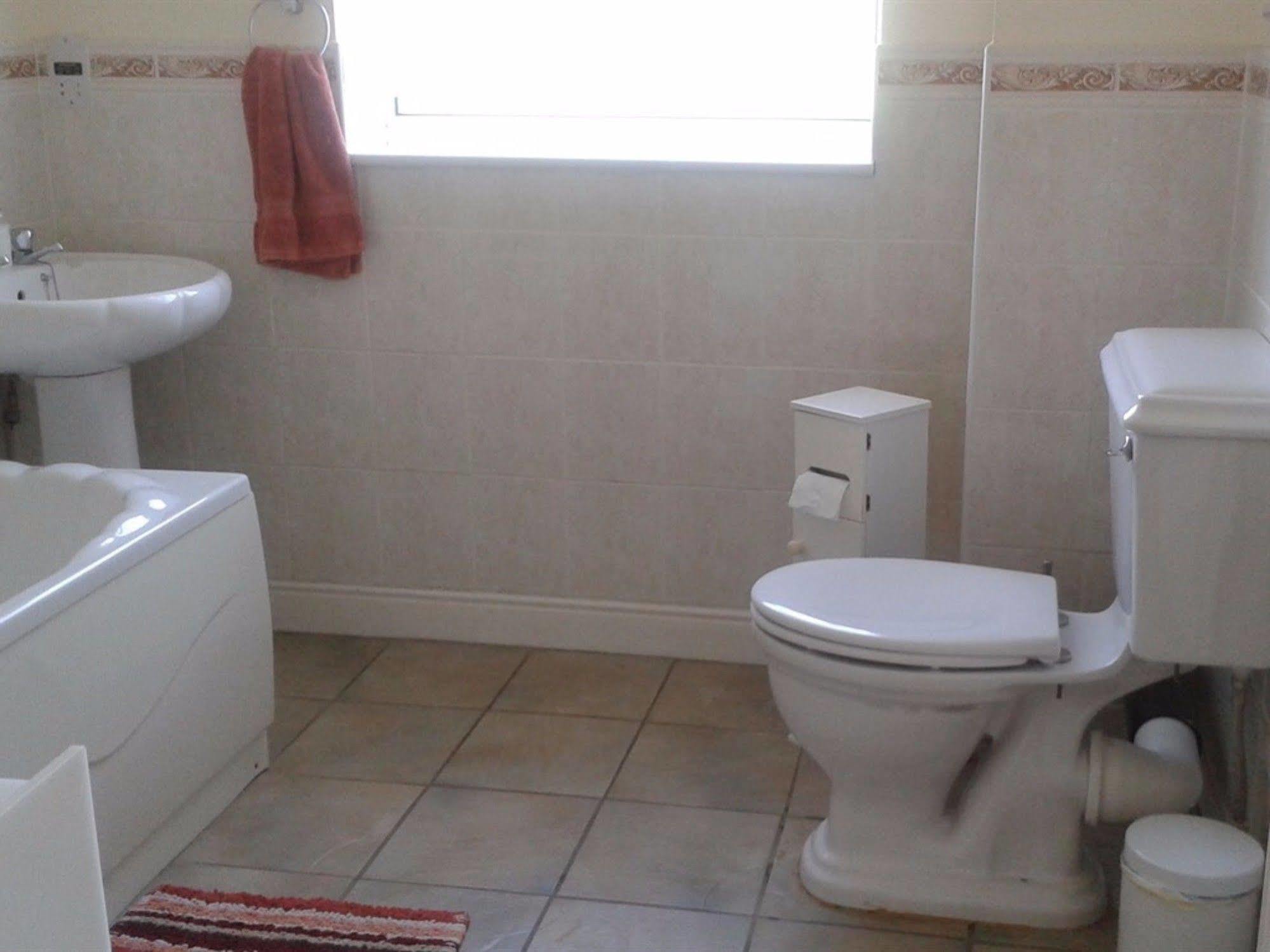 Aaron Lodge Guest House Лестер Екстер'єр фото